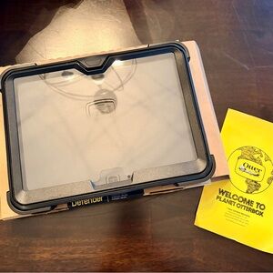 OtterBox Samsung Galaxy Tab Defender Series Case Black NWT